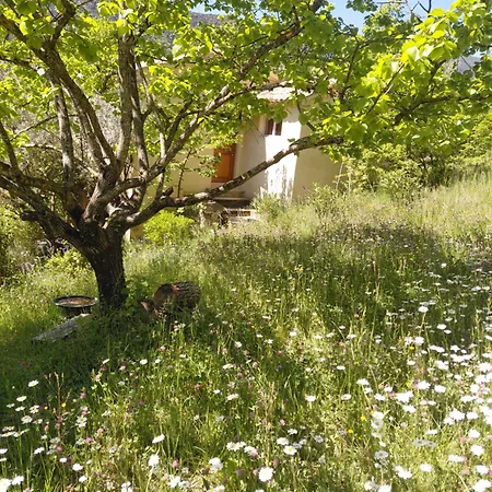 Nyaraló La Maisonnette Veyronne - Neuf Aubres